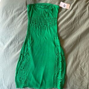 Green sheer strapless dress NWT